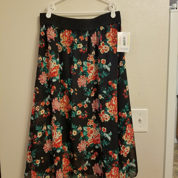 LuLaRoe Dresses & Skirts - LuLaRoe - Lola - Large - Floral